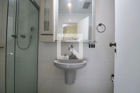 Apartamento para alugar com 130m², 3 quartos e 1 vaga Apartamento para alugar com 130m², 3 quartos e 1 vagaBanheiro Suíte