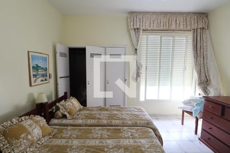 Apartamento para alugar com 130m², 3 quartos e 1 vaga Apartamento para alugar com 130m², 3 quartos e 1 vagaQuarto Suíte