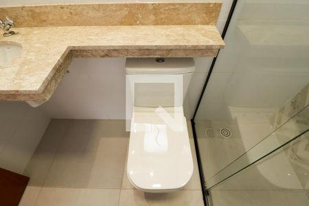 Apartamento à venda com 67m², 2 quartos e 1 vaga Apartamento à venda com 67m², 2 quartos e 1 vagaBanheiro Social