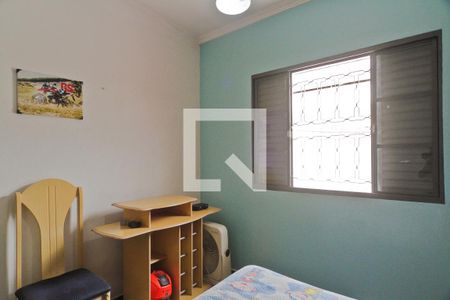 Quarto 2 de casa para alugar com 3 quartos, 200m² em Jardim Mangalot, São Paulo