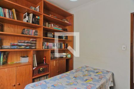 Quarto 2 de casa para alugar com 3 quartos, 200m² em Jardim Mangalot, São Paulo