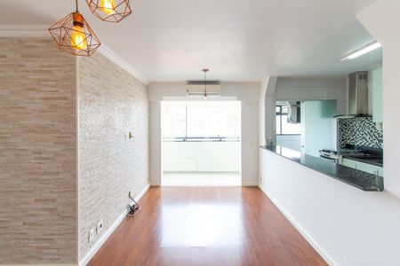 Sala de apartamento para alugar com 3 quartos, 76m² em Vila Pompéia, São Paulo