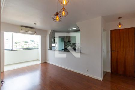 Sala de apartamento para alugar com 3 quartos, 76m² em Vila Pompéia, São Paulo