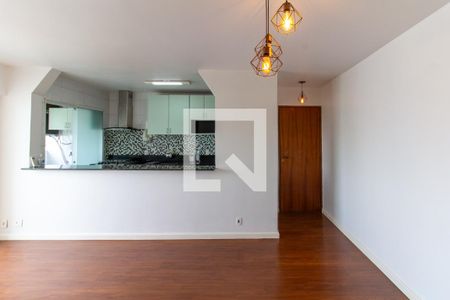 Sala de apartamento para alugar com 3 quartos, 76m² em Vila Pompéia, São Paulo