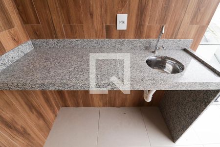 Apartamento à venda com 59m², 2 quartos e 1 vaga Apartamento à venda com 59m², 2 quartos e 1 vagaVaranda