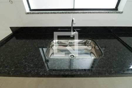 Apartamento à venda com 59m², 2 quartos e 1 vaga Apartamento à venda com 59m², 2 quartos e 1 vagaCozinha e Área de Serviço