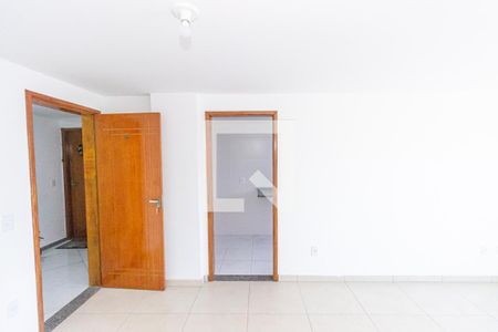 Sala de apartamento para alugar com 2 quartos, 64m² em Bento Ribeiro, Rio de Janeiro