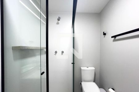 Banheiro de kitnet/studio para alugar com 1 quarto, 23m² em Ipiranga, São Paulo