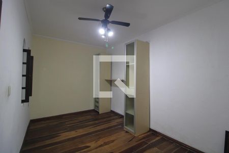 Quarto 1 de casa para alugar com 4 quartos, 260m² em Vila California(zona Sul), São Paulo