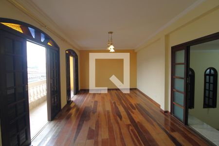 Sala de casa para alugar com 4 quartos, 260m² em Vila California(zona Sul), São Paulo