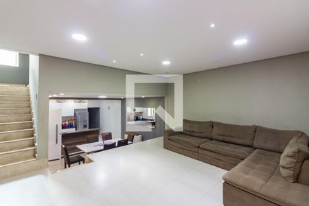 Sala de casa à venda com 4 quartos, 200m² em Novo Osasco, Osasco