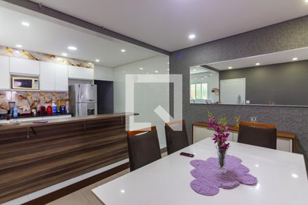 Sala de Jantar de casa à venda com 4 quartos, 200m² em Novo Osasco, Osasco