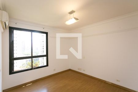 Apartamento para alugar com 260m², 4 quartos e 4 vagas Apartamento para alugar com 260m², 4 quartos e 4 vagassuite1