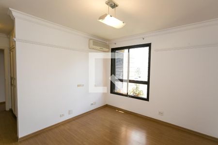 Apartamento para alugar com 260m², 4 quartos e 4 vagas Apartamento para alugar com 260m², 4 quartos e 4 vagassuite1