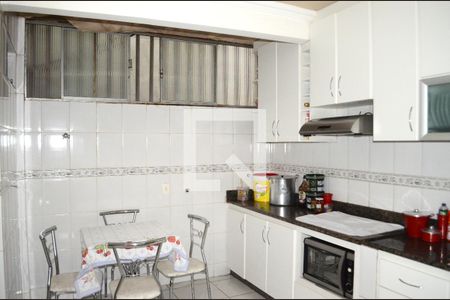 Cozinha de casa à venda com 3 quartos, 245m² em São Gabriel, Belo Horizonte