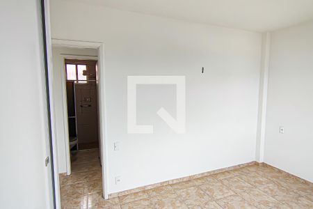 quarto 1 de apartamento para alugar com 2 quartos, 42m² em Taquara, Rio de Janeiro