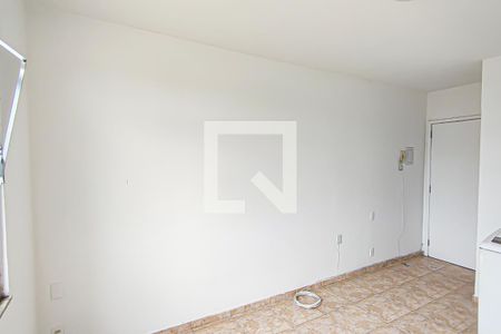 sala de apartamento para alugar com 2 quartos, 42m² em Taquara, Rio de Janeiro