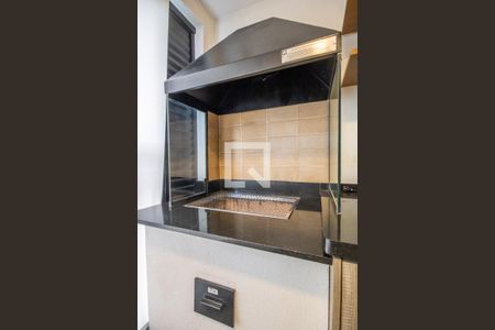 Sacada - Churrasqueira de apartamento à venda com 2 quartos, 62m² em Continental, Osasco