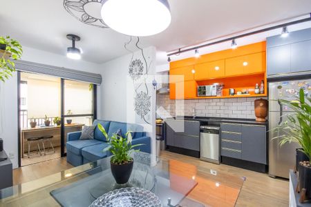 Sala de apartamento à venda com 2 quartos, 62m² em Continental, Osasco