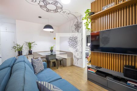 Sala de apartamento à venda com 2 quartos, 62m² em Continental, Osasco