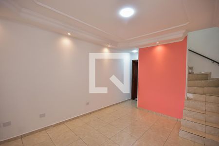 Sala de casa para alugar com 2 quartos, 80m² em Jardim Santa Terezinha, Taboão da Serra