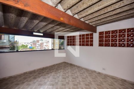 Varanda de casa para alugar com 2 quartos, 80m² em Jardim Santa Terezinha, Taboão da Serra