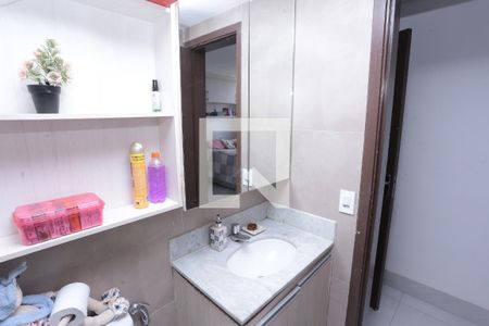 Banheiro Quarto 1 de apartamento para alugar com 2 quartos, 64m² em Qnn 34, Brasília