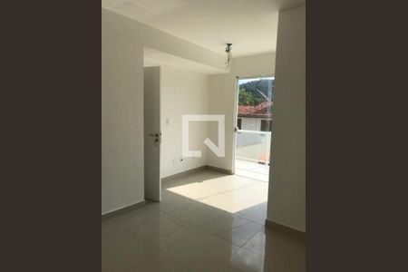 Casa à venda com 3 quartos, 192m² em Vila Progresso, Niterói