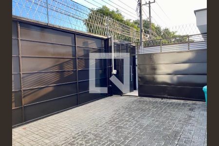 Casa à venda com 4 quartos, 250m² em Campo Belo, São Paulo