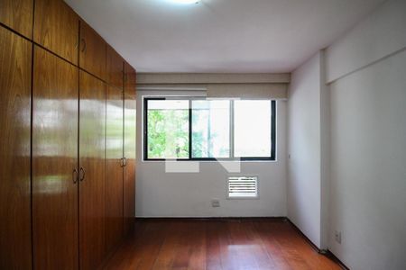 Suíte de apartamento à venda com 3 quartos, 122m² em Botafogo, Rio de Janeiro