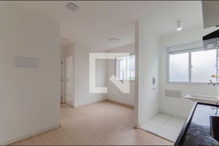 Sala de apartamento para alugar com 2 quartos, 38m² em Cambuci, São Paulo