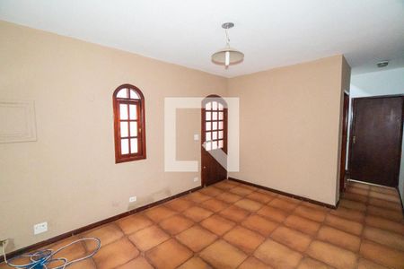 Sala de casa para alugar com 2 quartos, 100m² em Parque Jabaquara, São Paulo