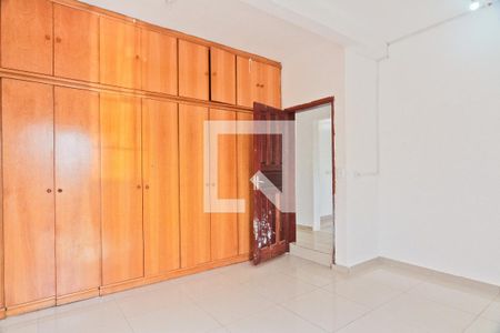 Suíte de casa para alugar com 2 quartos, 70m² em Vila Zat, São Paulo