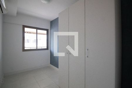 Quarto 1 de apartamento para alugar com 3 quartos, 120m² em Botafogo, Rio de Janeiro