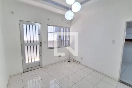 Sala de casa para alugar com 3 quartos, 90m² em Engenho do Porto, Duque de Caxias