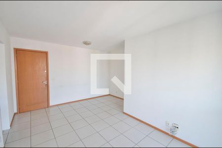 Apartamento à venda com 65m², 2 quartos e 1 vagaSala