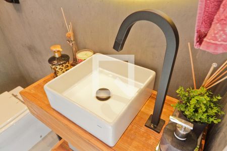 Lavabo de apartamento à venda com 4 quartos, 120m² em Vila Ester (zona Norte), São Paulo