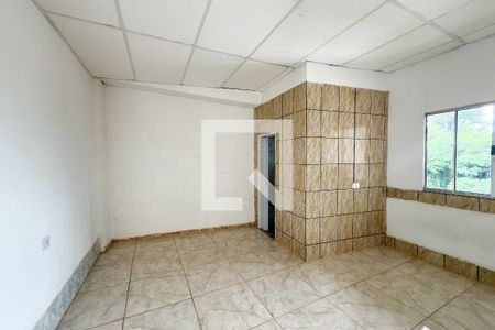 Quarto de casa para alugar com 1 quarto, 60m² em Vila Zat, São Paulo