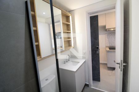 Banheiro de apartamento para alugar com 1 quarto, 25m² em Indianópolis, São Paulo