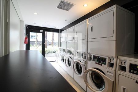 Lavanderia de apartamento para alugar com 1 quarto, 25m² em Indianópolis, São Paulo