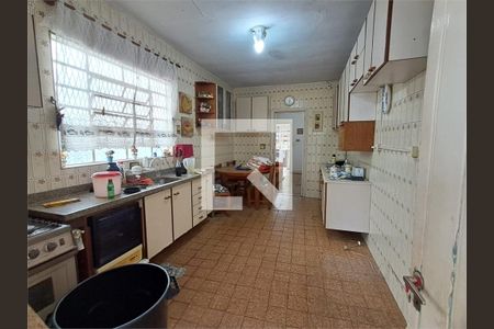 Casa à venda com 3 quartos, 400m² em Vila Gustavo, São Paulo