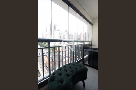 Varanda de kitnet/studio para alugar com 1 quarto, 25m² em Pinheiros, São Paulo