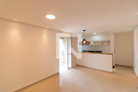 Salas de apartamento para alugar com 2 quartos, 63m² em Loteamento Chácara Prado, Campinas