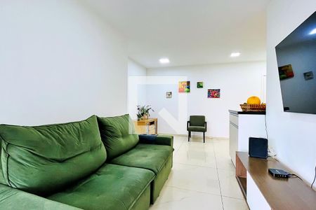 Sala de apartamento à venda com 2 quartos, 68m² em Jardim Flor da Montanha, Guarulhos