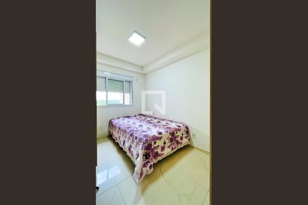 Suíte de apartamento à venda com 2 quartos, 68m² em Jardim Flor da Montanha, Guarulhos