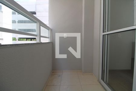 Sacada de apartamento à venda com 3 quartos, 54m² em Jurubatuba, São Paulo