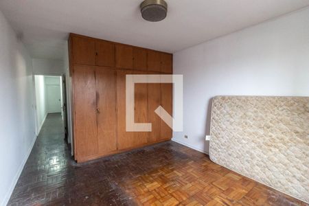 Quarto 1 de casa para alugar com 3 quartos, 150m² em Vila Guaca, São Paulo