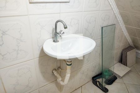 Lavabo de apartamento para alugar com 1 quarto, 58m² em Canto do Forte, Praia Grande