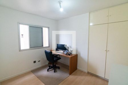 Quarto 2 de apartamento à venda com 2 quartos, 70m² em Vila Alexandria, São Paulo