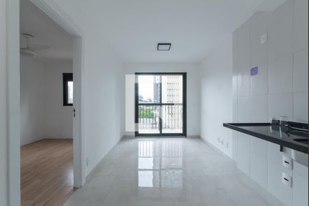 Sala - Cozinha Integrada de kitnet/studio para alugar com 1 quarto, 28m² em Campo Belo, São Paulo